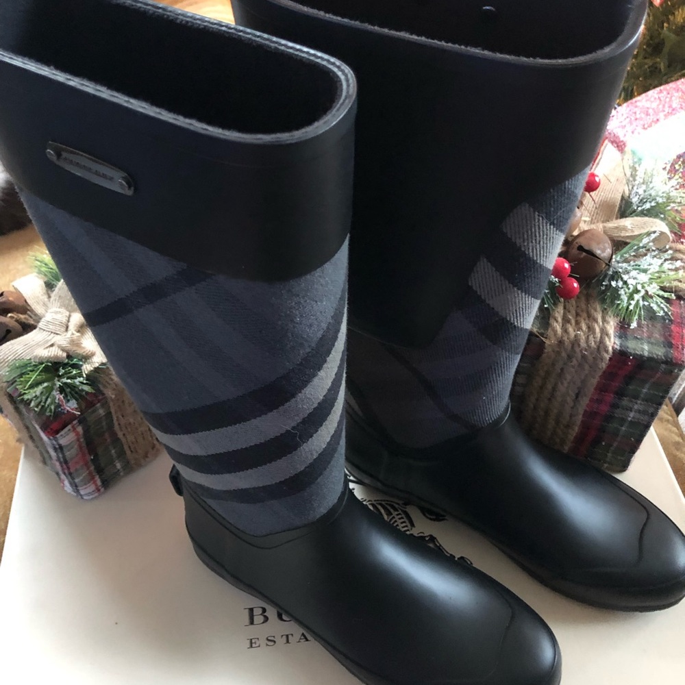 Beautiful Burberry Clemence Rainboots